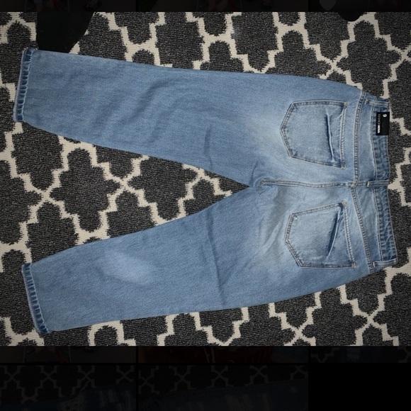 Fashion Nova Jeans - Picture 2 of 2